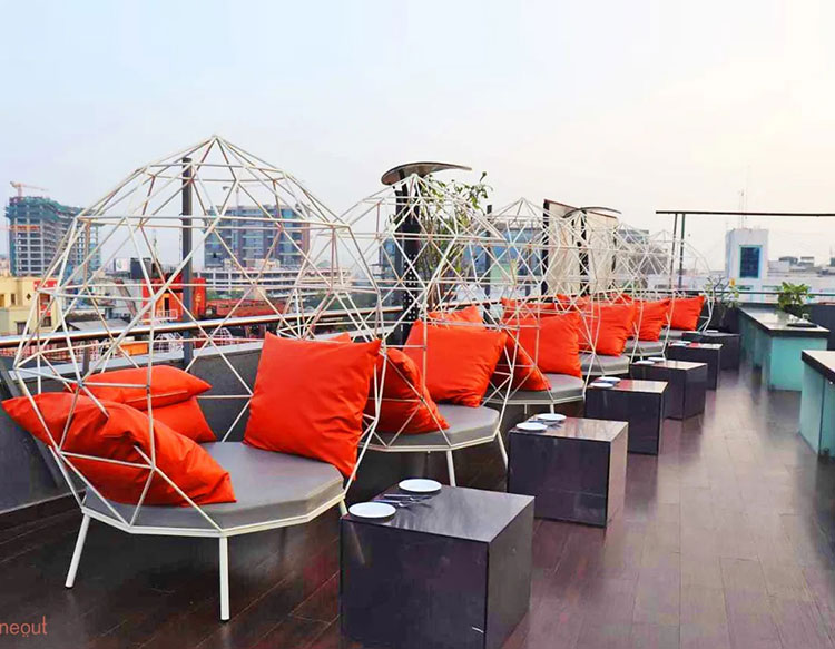Atmosphere 6, Pune