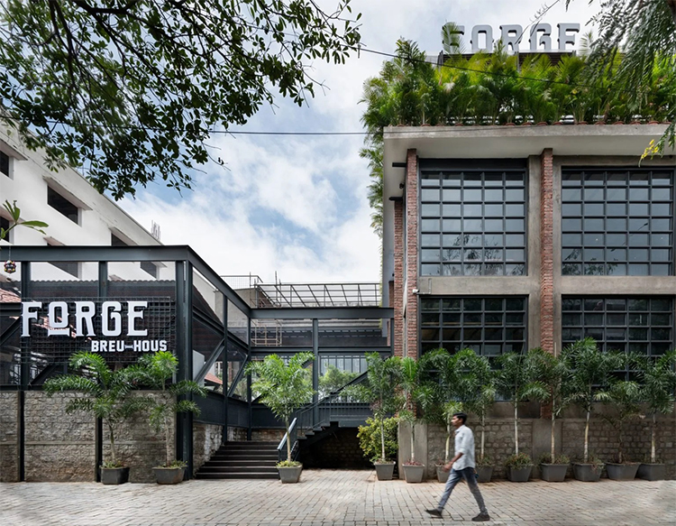 Forge Breu House